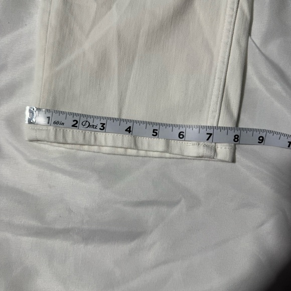 Yoga Jeans – Emily Slim – White Sustainable Denim – Size 32 - New With Tags - Picture 13 of 14